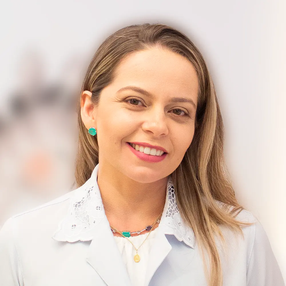 Professor(a) Elouise Vieira